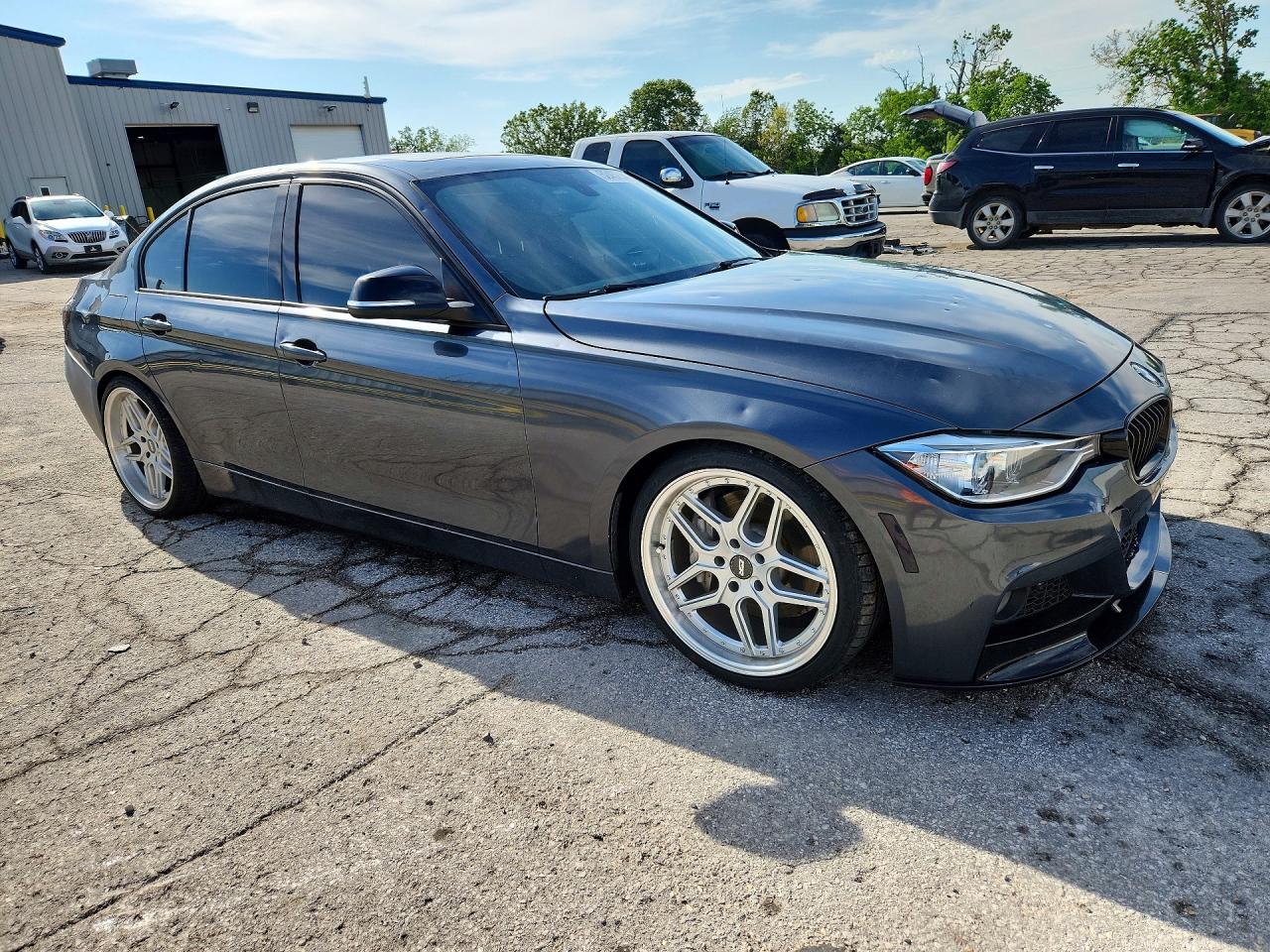 2013 BMW 335 I - Фото 4