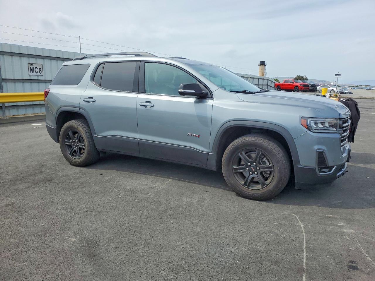 2023 GMC Acadia At4 - Image 4