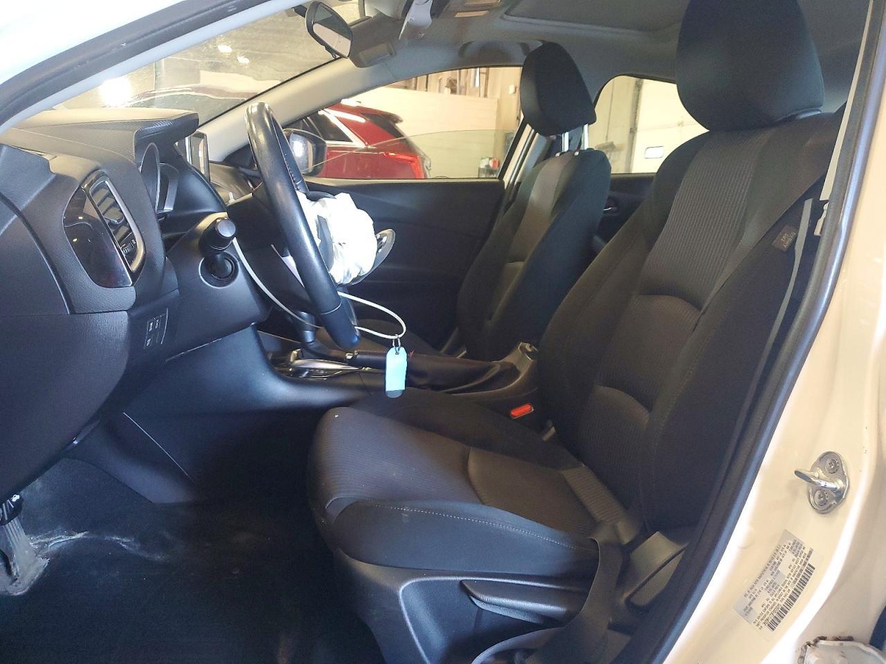 2015 Mazda 3 - Image 7