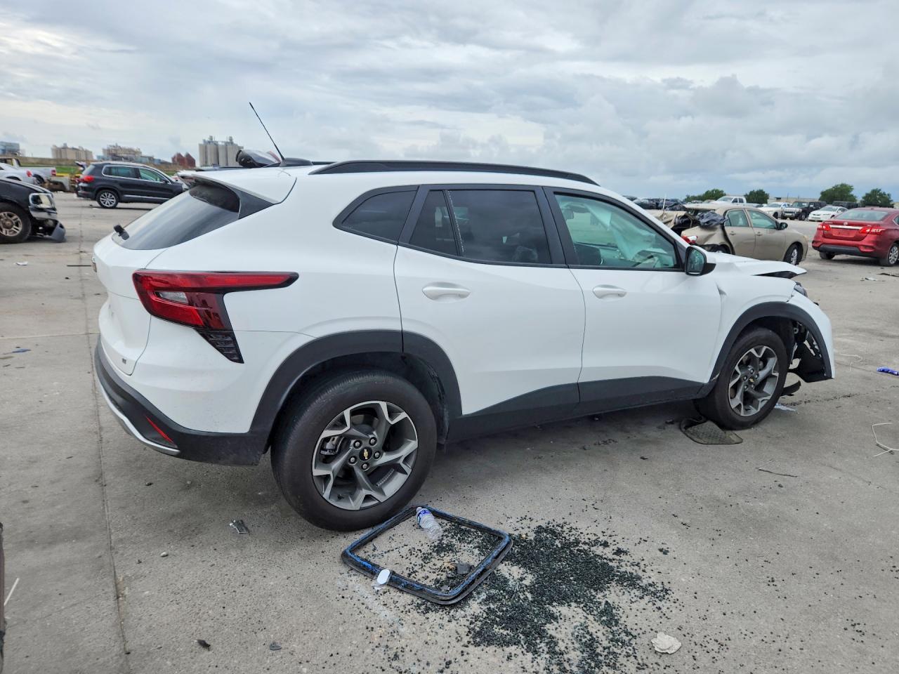 2025 Chevrolet Trax 1Lt - Фото 3