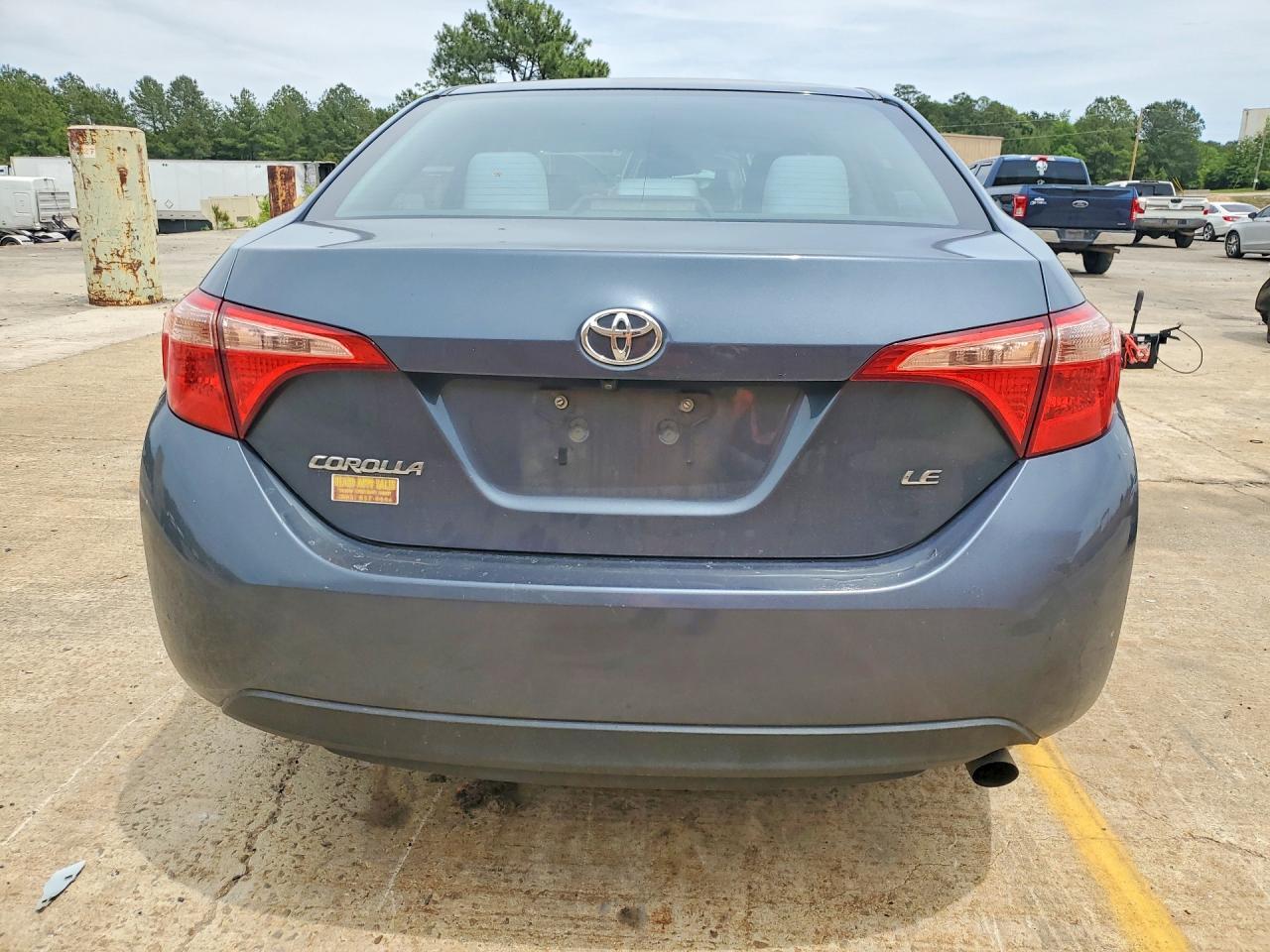 2018 Toyota Corolla Le - Image 6
