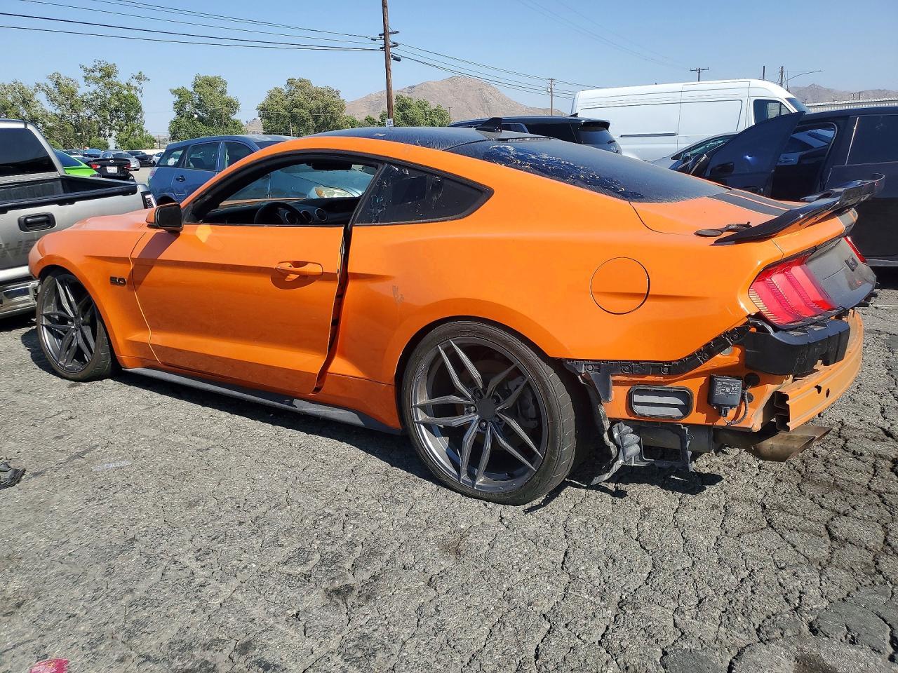 2020 Ford Mustang Gt - Image 2