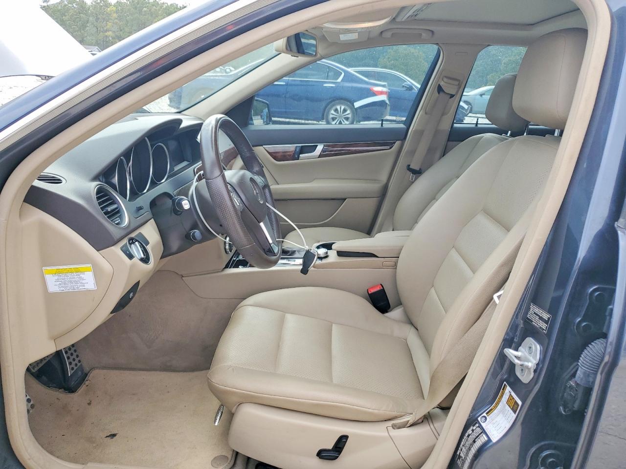 2014 Mercedes-Benz C 250 - Фото 7