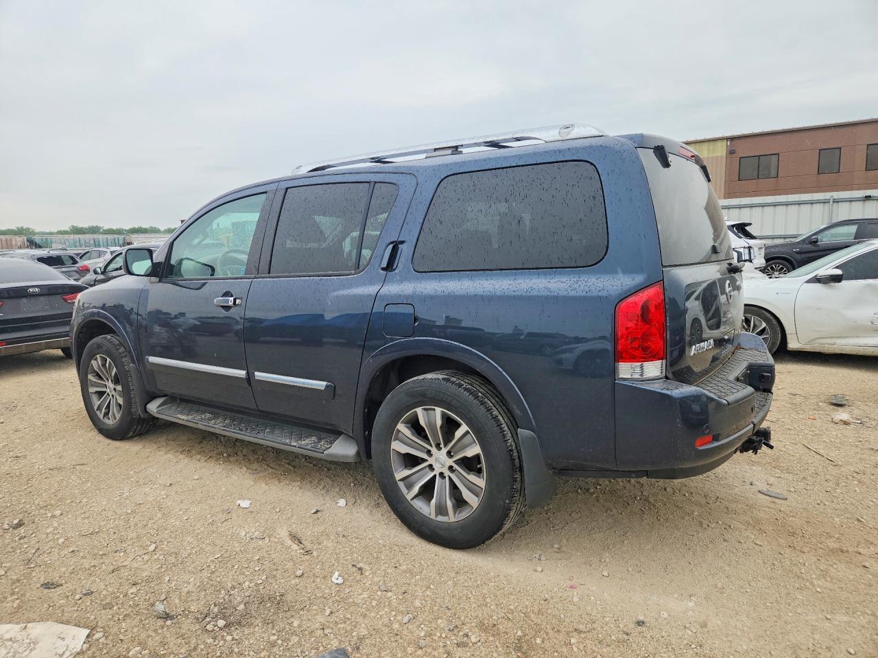 2015 Nissan Armada - Фото 2