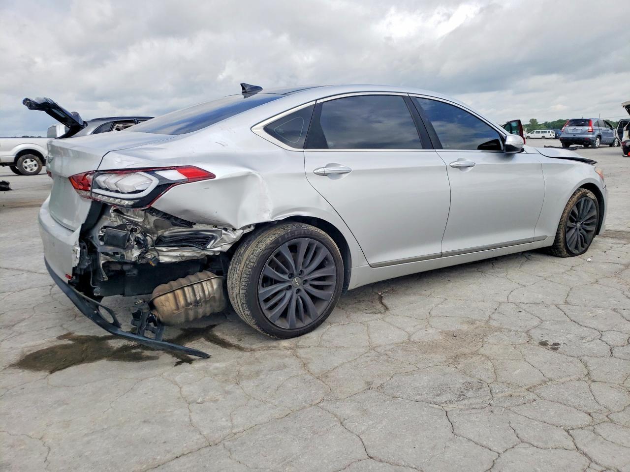 2015 Hyundai Genesis 5.0L - Фото 3