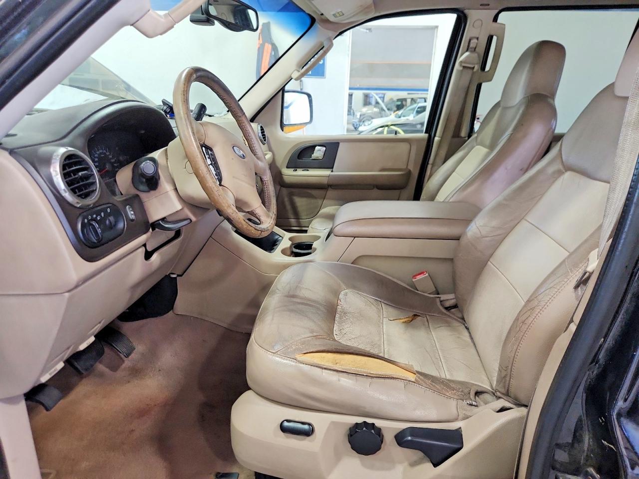 2004 Ford Expedition - Фото 7