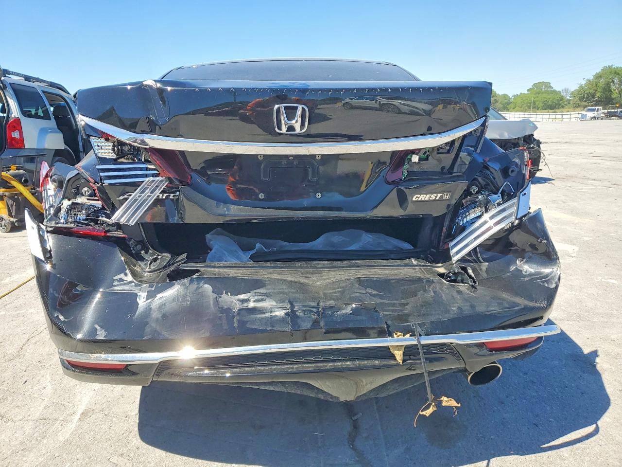2017 Honda Accord Lx - Image 6