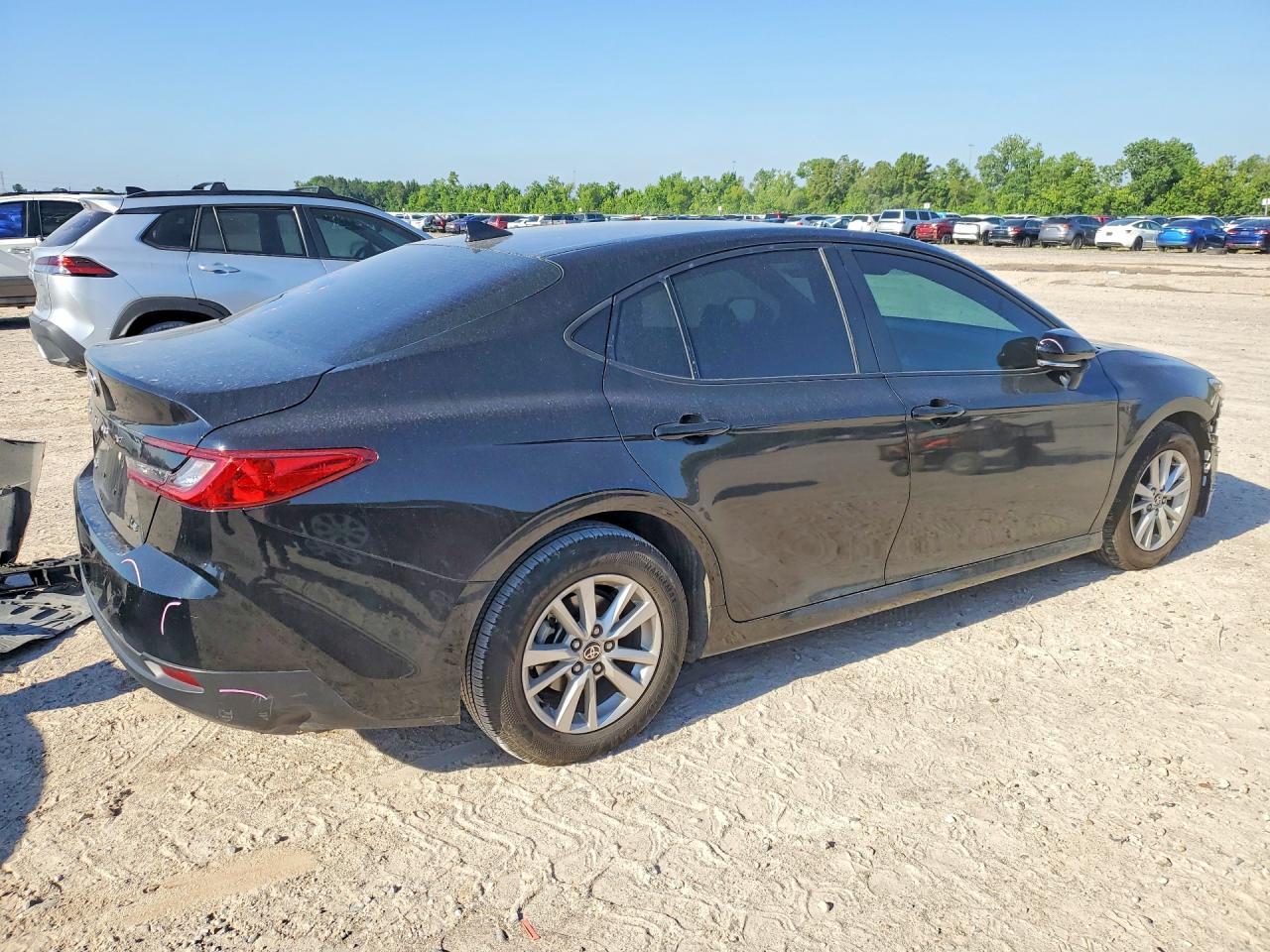 2025 Toyota Camry Le - Image 3