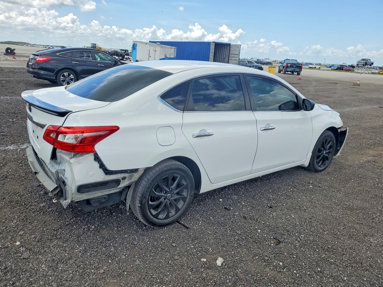 2018 Nissan Sentra S - Image 3
