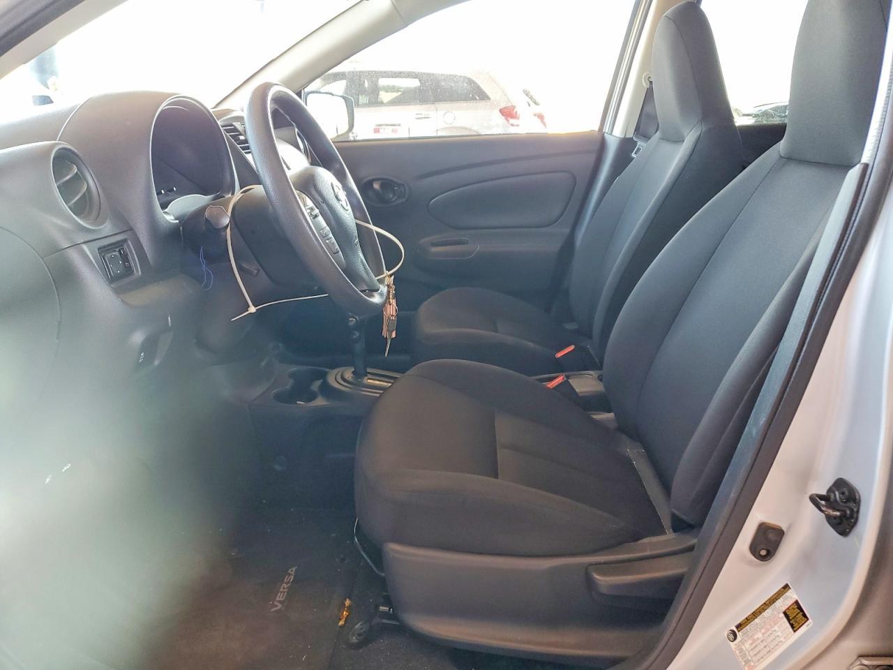 2017 Nissan Versa 1.6 S Plus - Image 7