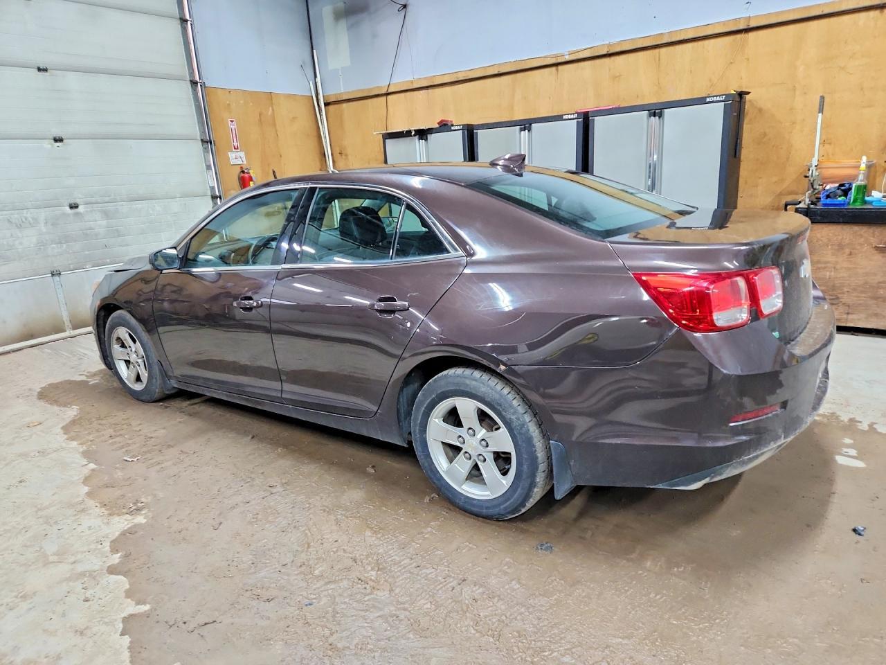 2015 Chevrolet Malibu 1Lt - Image 2
