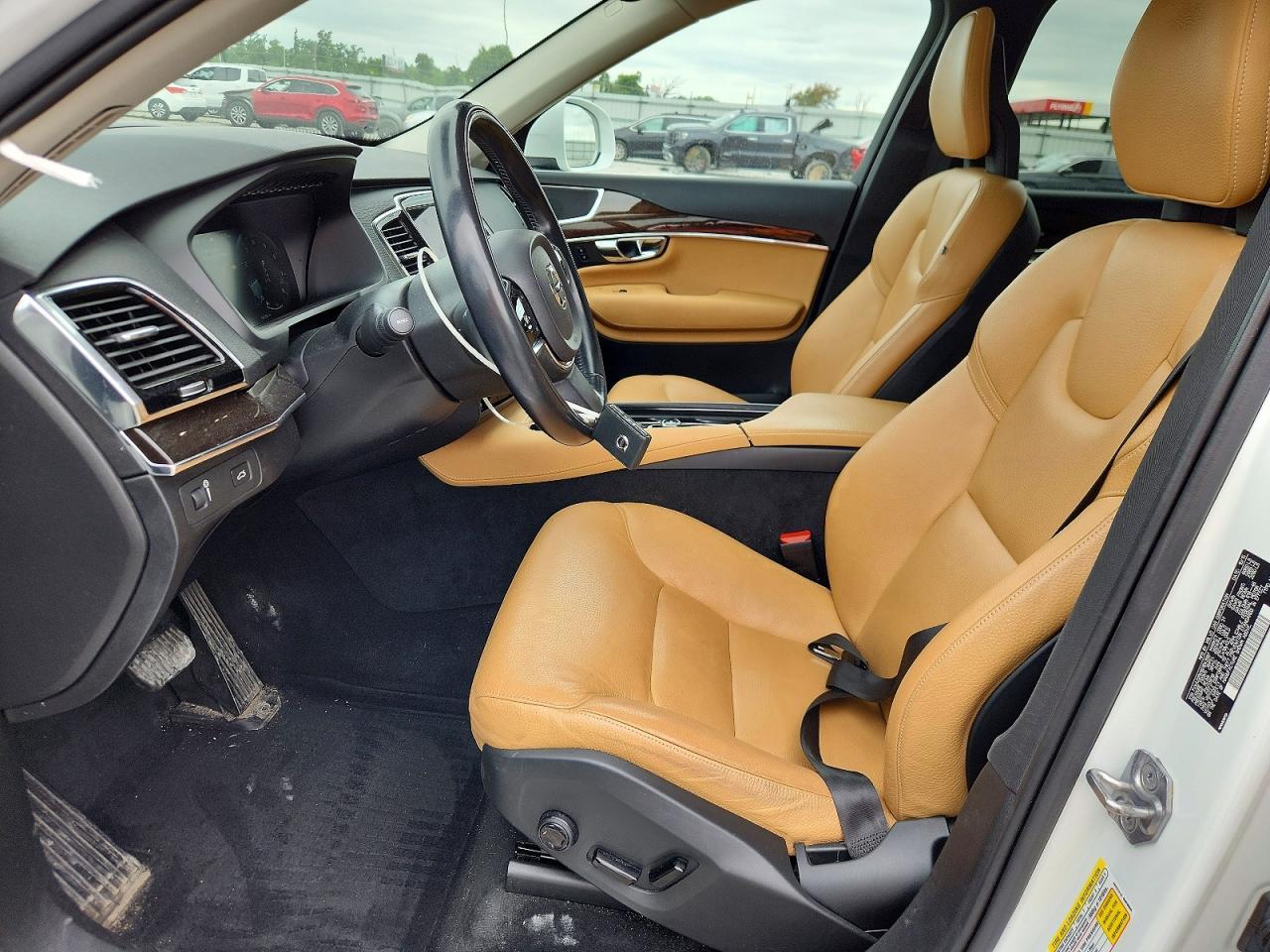 2016 Volvo Xc90 T6 - Image 7