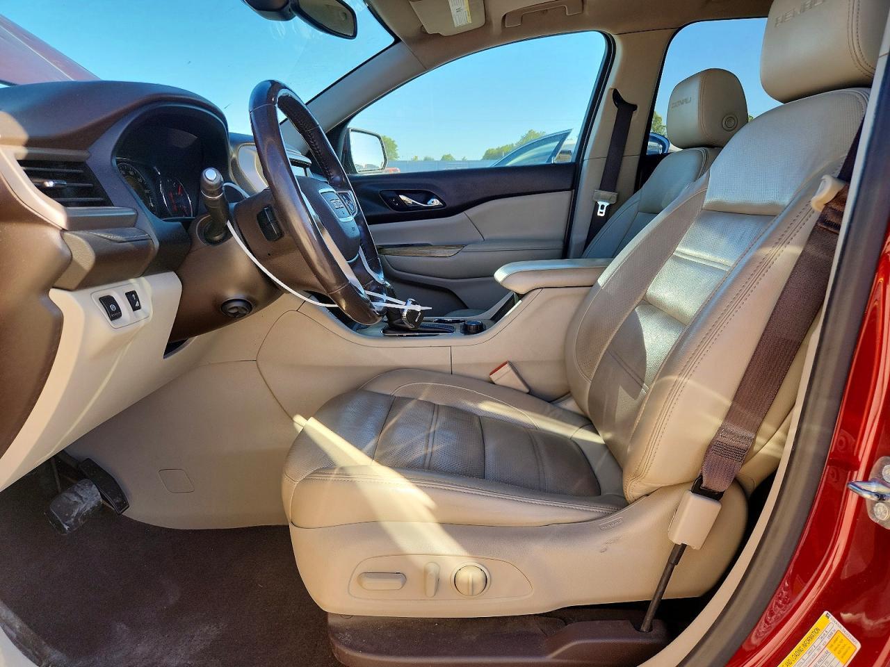 2018 GMC Acadia Denali - Фото 7