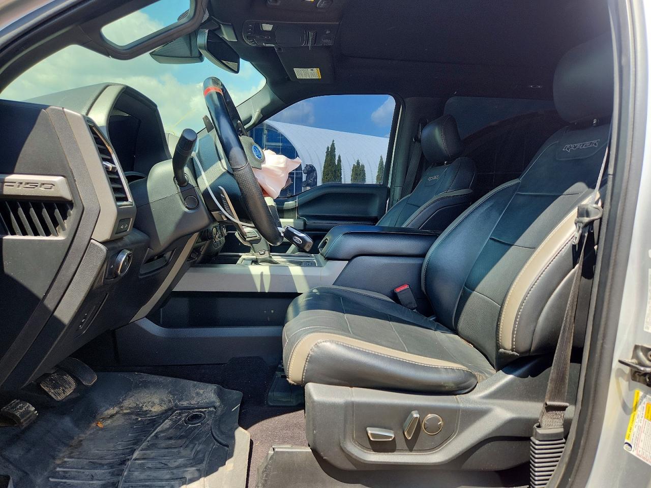 2017 Ford F150 Raptor - Фото 7