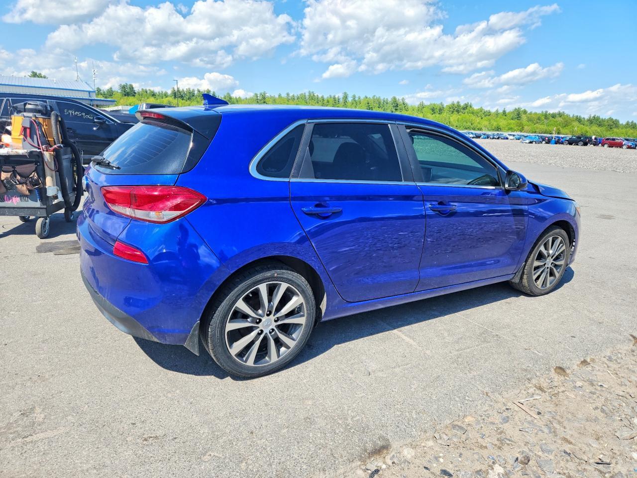 2019 Hyundai Elantra Gt Base - Фото 3
