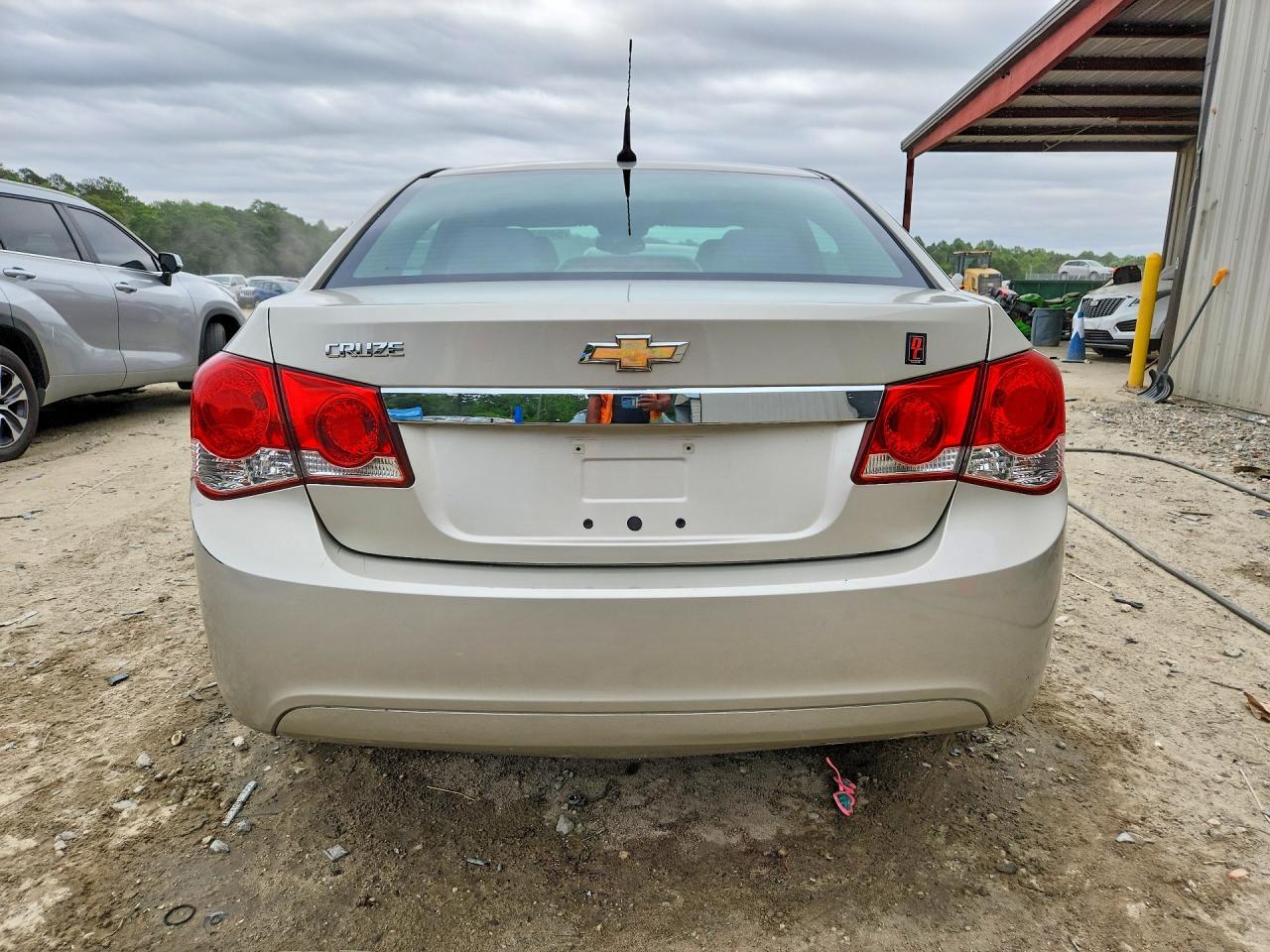 2014 Chevrolet Cruze Ls - Фото 6