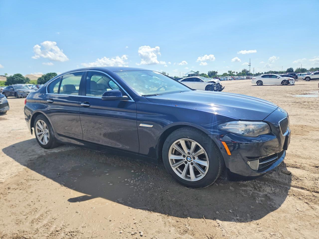 2015 BMW 528 Xi - Фото 4