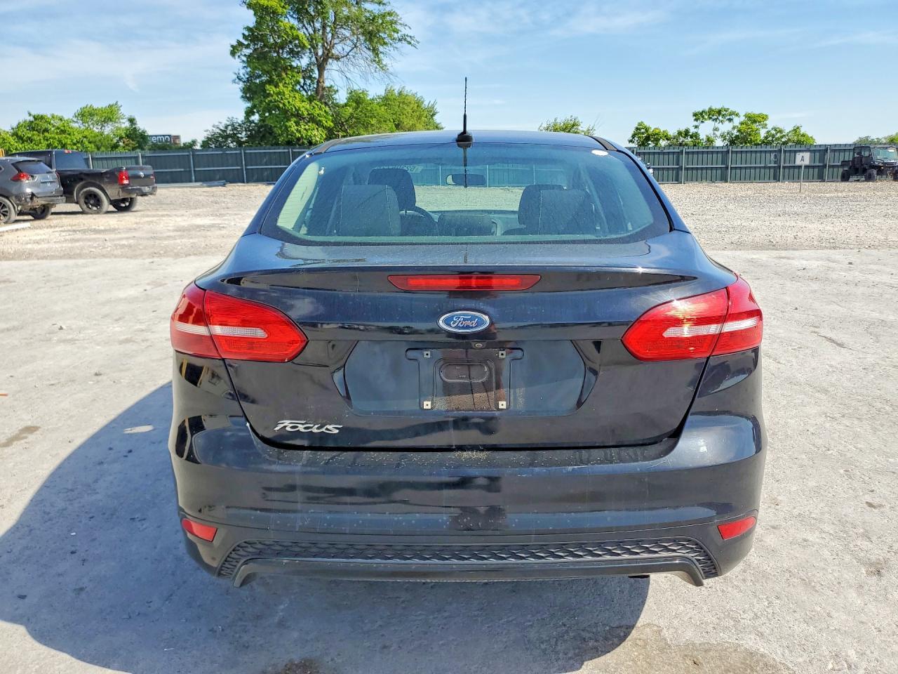 2017 Ford Focus S - Фото 6