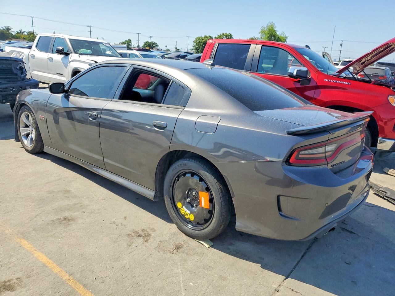 2019 Dodge Charger Scat Pack - Image 2