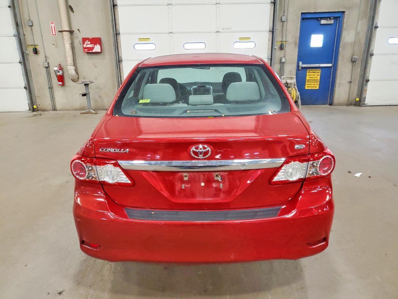 2012 Toyota Corolla Le - Image 6