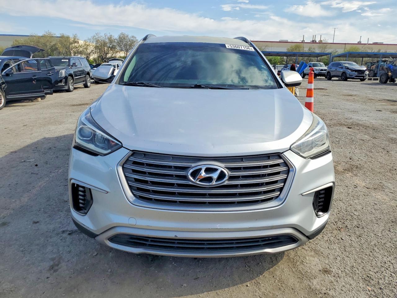 2017 Hyundai Santa Fe Se - Image 5
