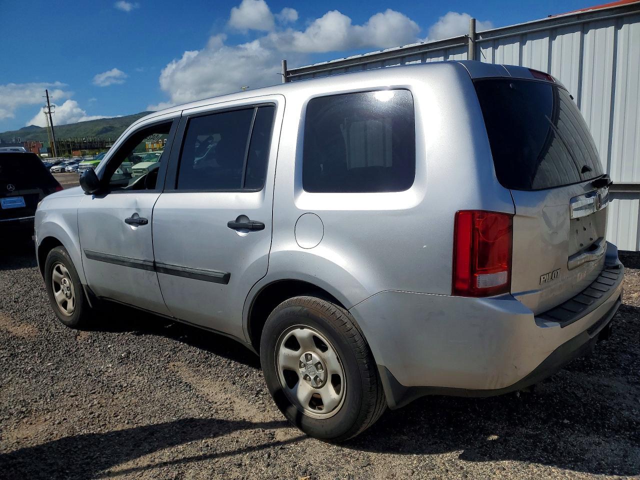 2014 Honda Pilot Lx - Image 2