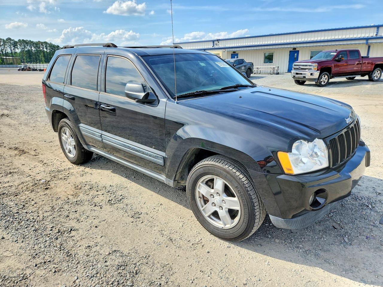2006 Jeep Grand Cherokee Laredo - Image 4