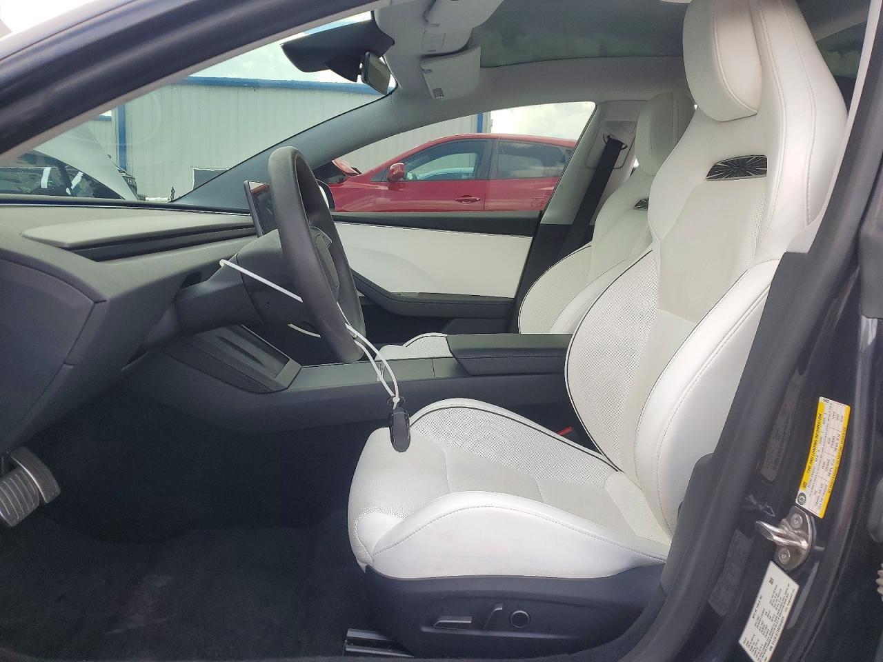 2024 Tesla Model 3 - Фото 7