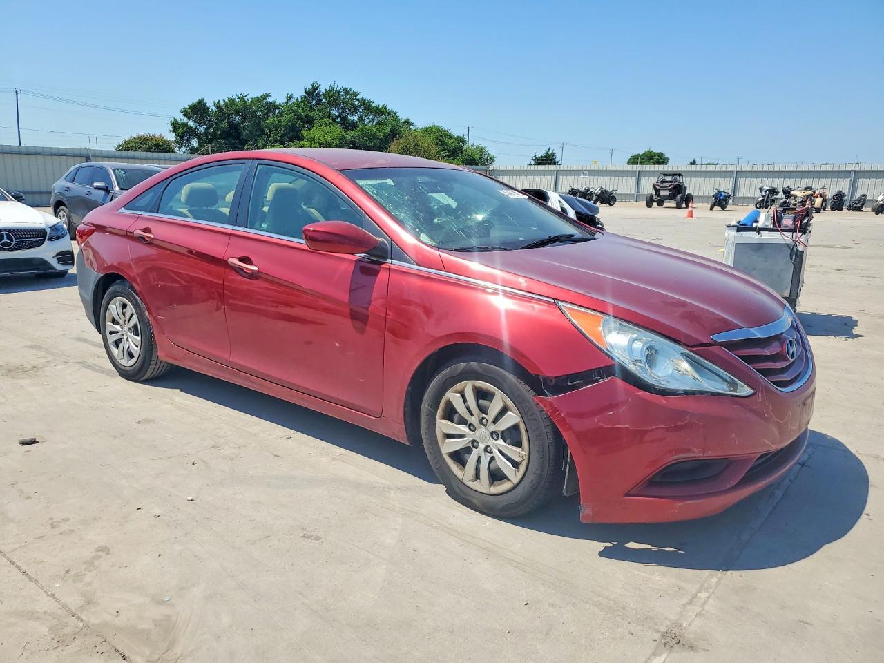 2011 Hyundai Sonata Gls - Image 4