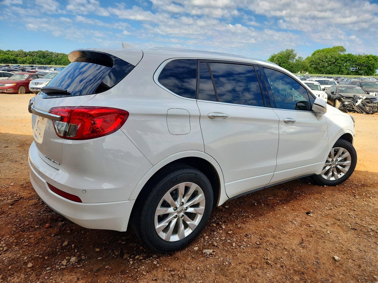2017 Buick Envision Essence - Фото 3