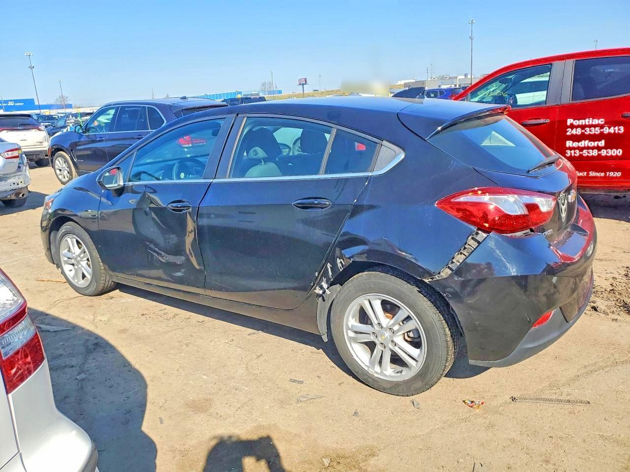 2017 Chevrolet Cruze Lt - Фото 2