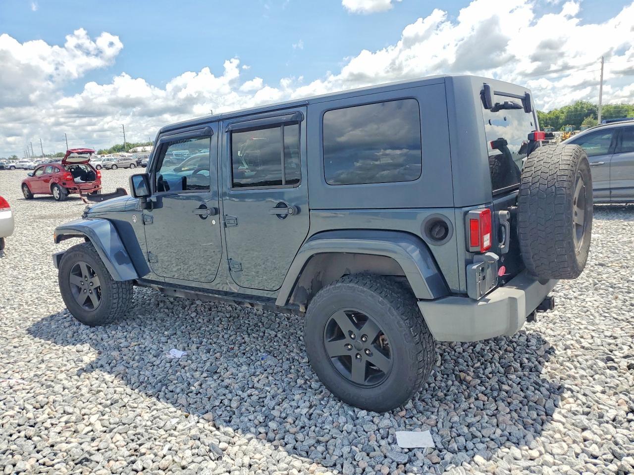 2008 Jeep Wrangler Unlimited Sahara - Фото 2