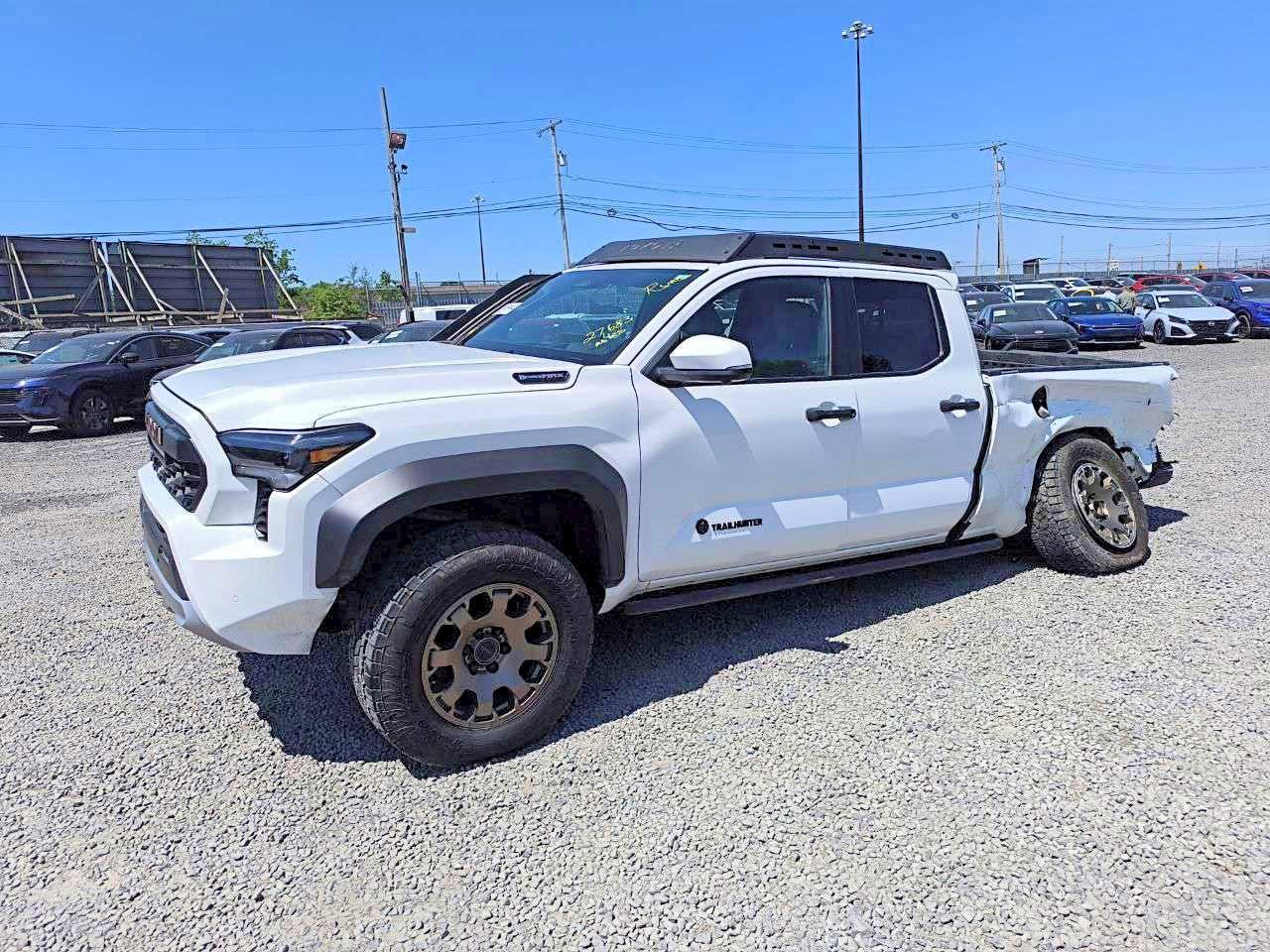 2024 Toyota Tacoma Trailhunter Hv