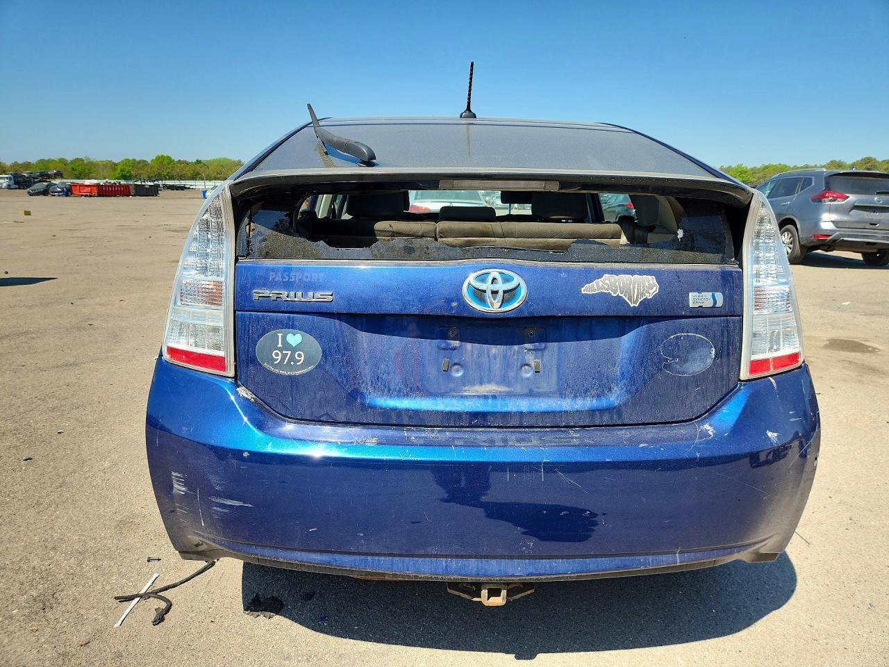 2010 Toyota Prius Iii - Фото 6
