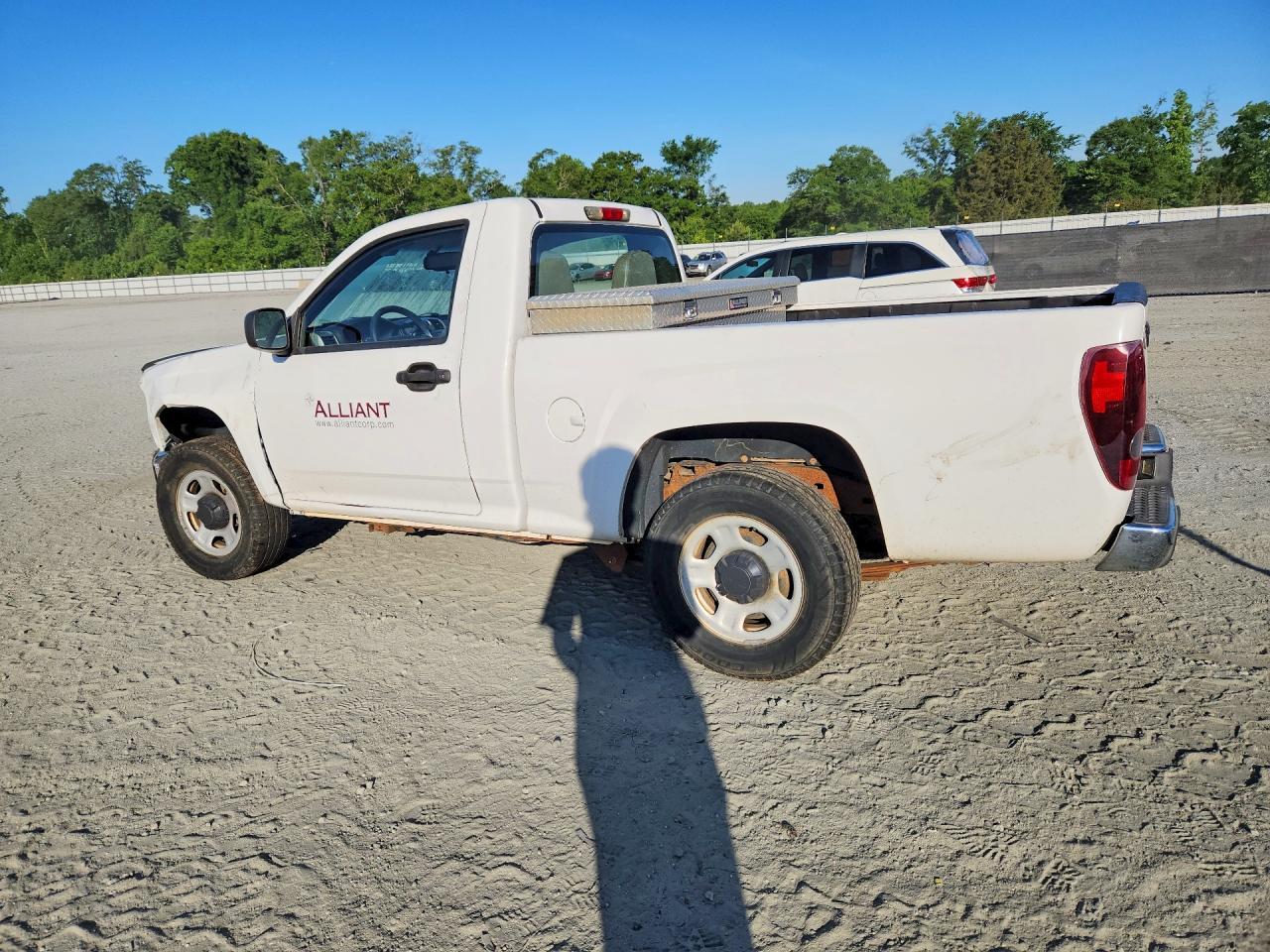 2010 GMC Canyon - Image 2