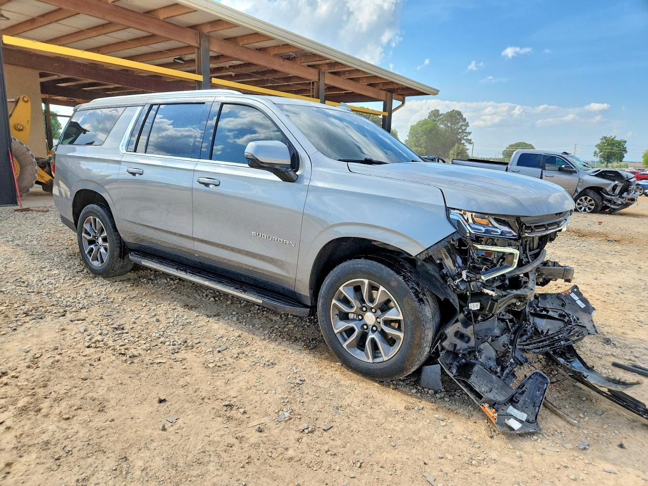 2023 Chevrolet Suburban C1500 Lt - Image 4