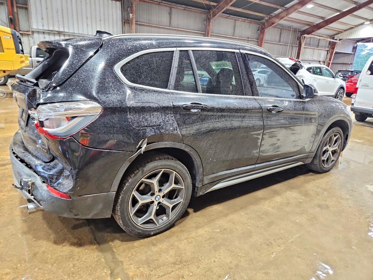 2018 BMW X1 Sdrive28I - Фото 3