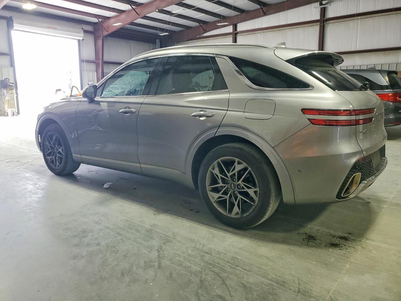 2022 Genesis Gv70 2.5T Standard - Фото 2