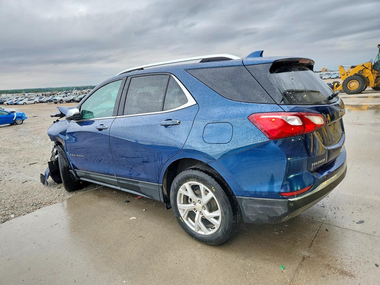 2021 Chevrolet Equinox Premier - Image 2