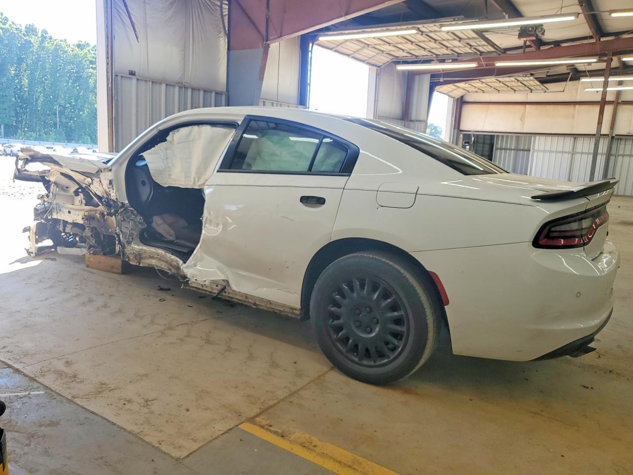 2017 Dodge Charger Police - Image 2