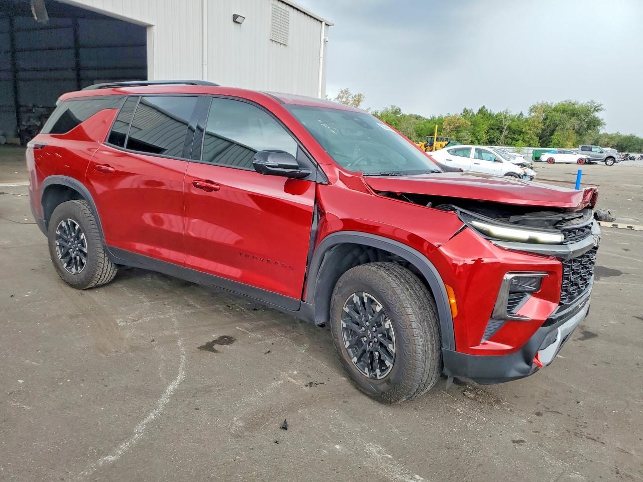 2026 Chevrolet Traverse Z71 - Image 4