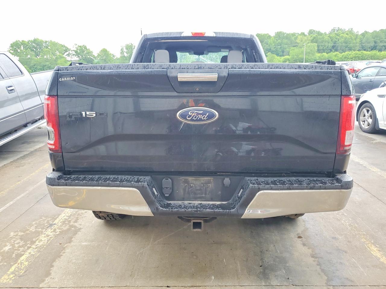 2015 Ford F150 Super Cab - Image 6