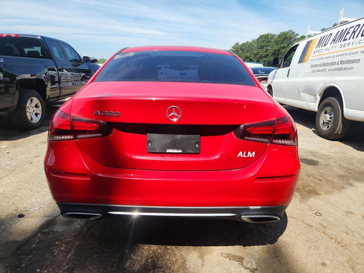 2020 Mercedes-Benz A 220 - Фото 6