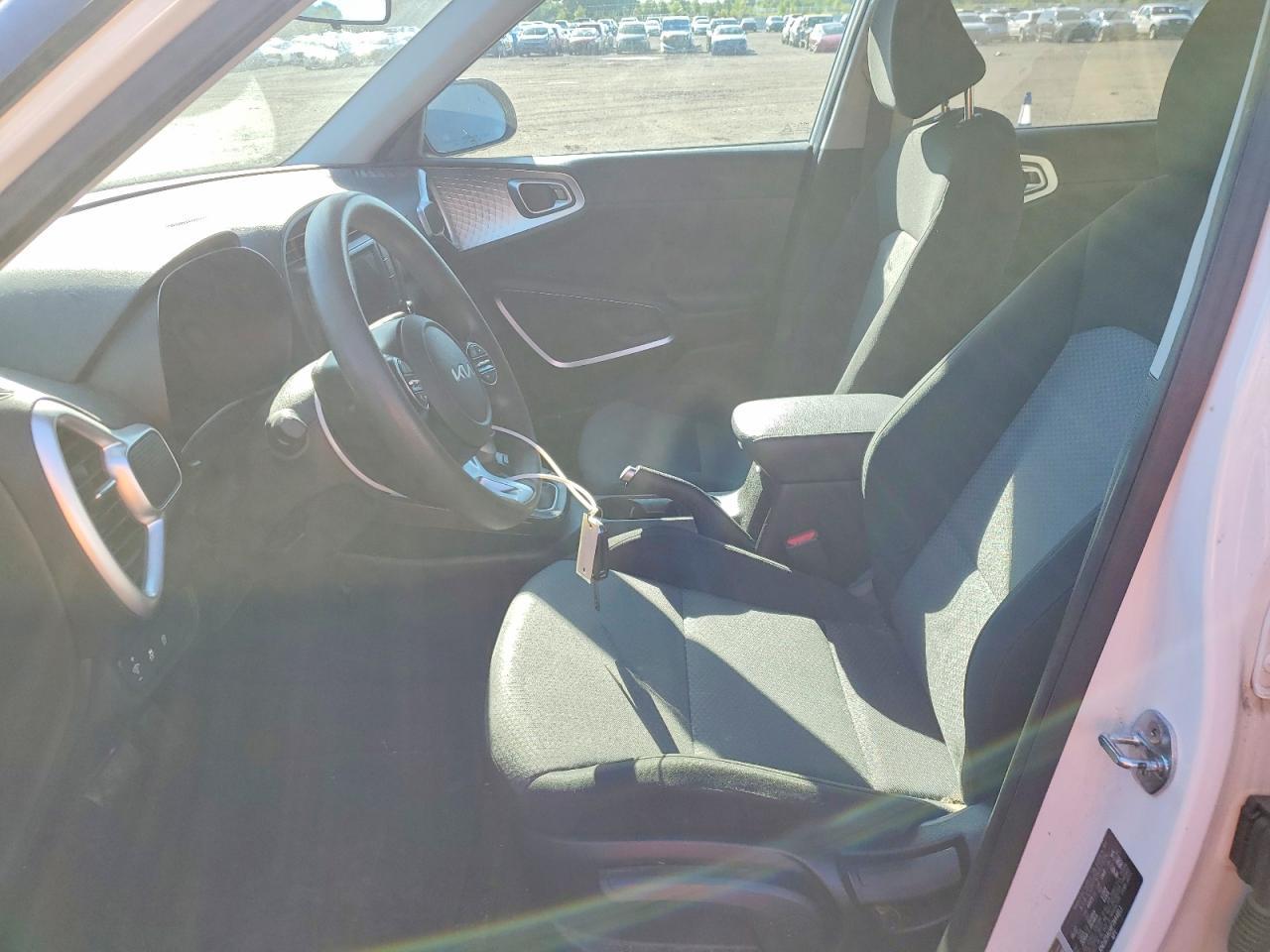 2023 Kia Soul Lx - Image 7