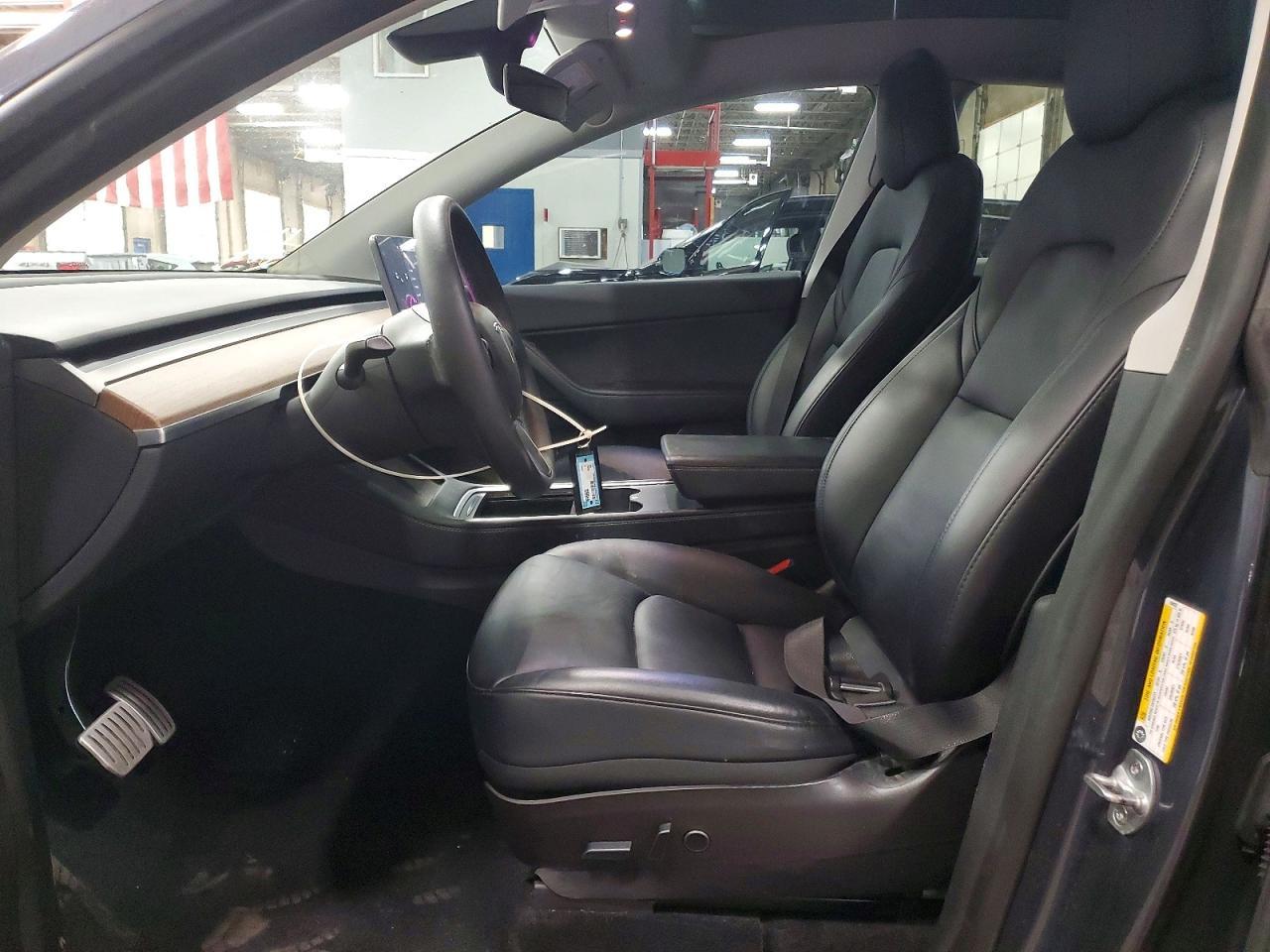 2022 Tesla Model Y - Фото 7