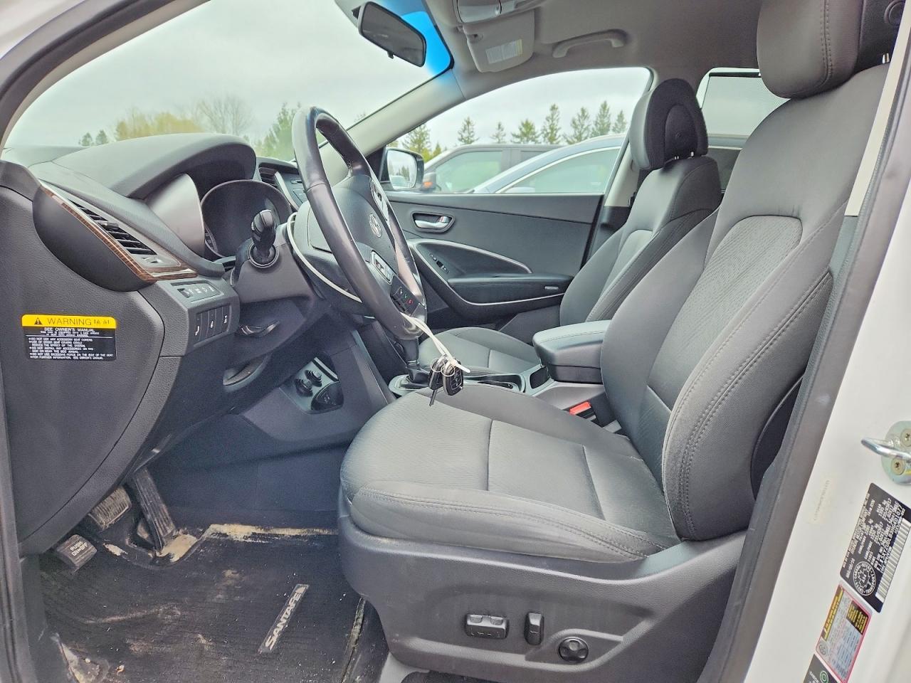2017 Hyundai Santa Fe Sport 2.4L - Image 7