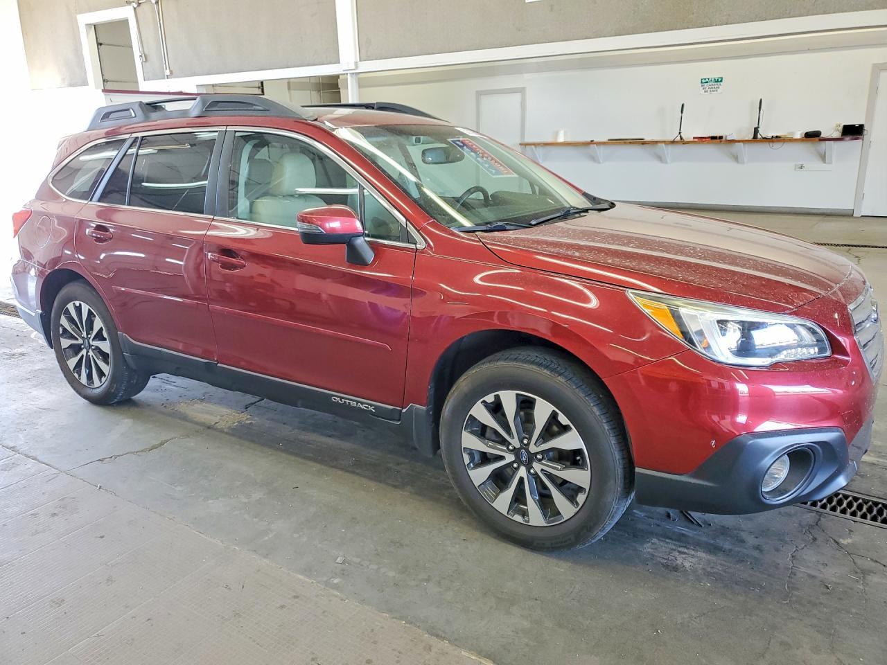 2016 Subaru Outback 3.6R Limited - Image 4