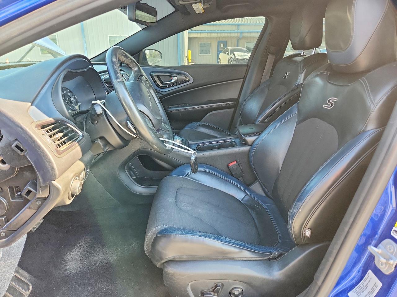 2015 Chrysler 200 S - Фото 7
