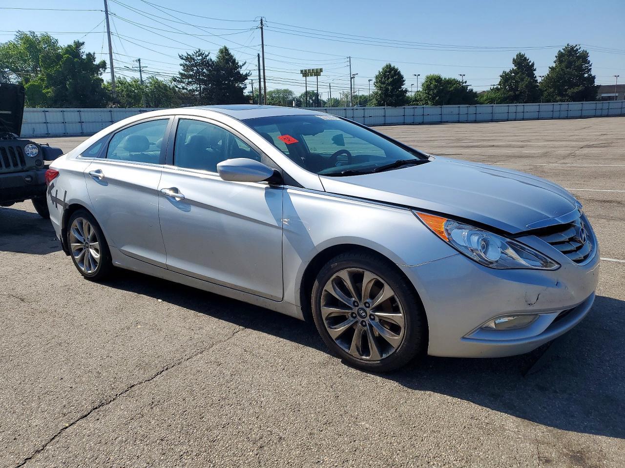 2013 Hyundai Sonata Se - Image 4