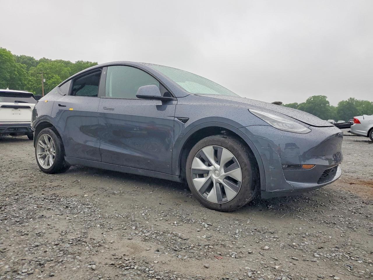 2022 Tesla Model Y - Фото 4